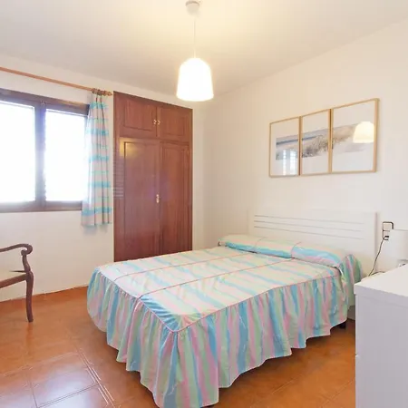 Holiday home Global Properties, Adosado Con Piscina En La Playa De Canet *