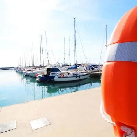 Holiday home Global Properties, Adosado Con Piscina En La Playa De Canet Canet d'En Berenguer