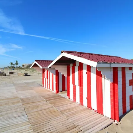 Global Properties, Adosado Con Piscina En La Playa De Canet * Canet d'En Berenguer