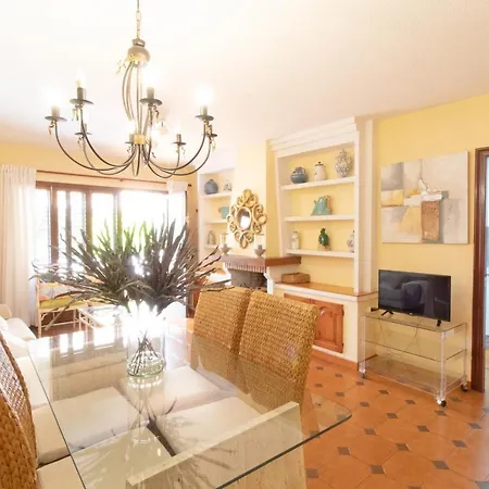 Holiday home Global Properties, Adosado Con Piscina En La Playa De Canet
