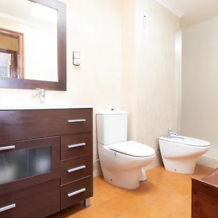 Global Properties, Adosado Con Piscina En La Playa De Canet Holiday home